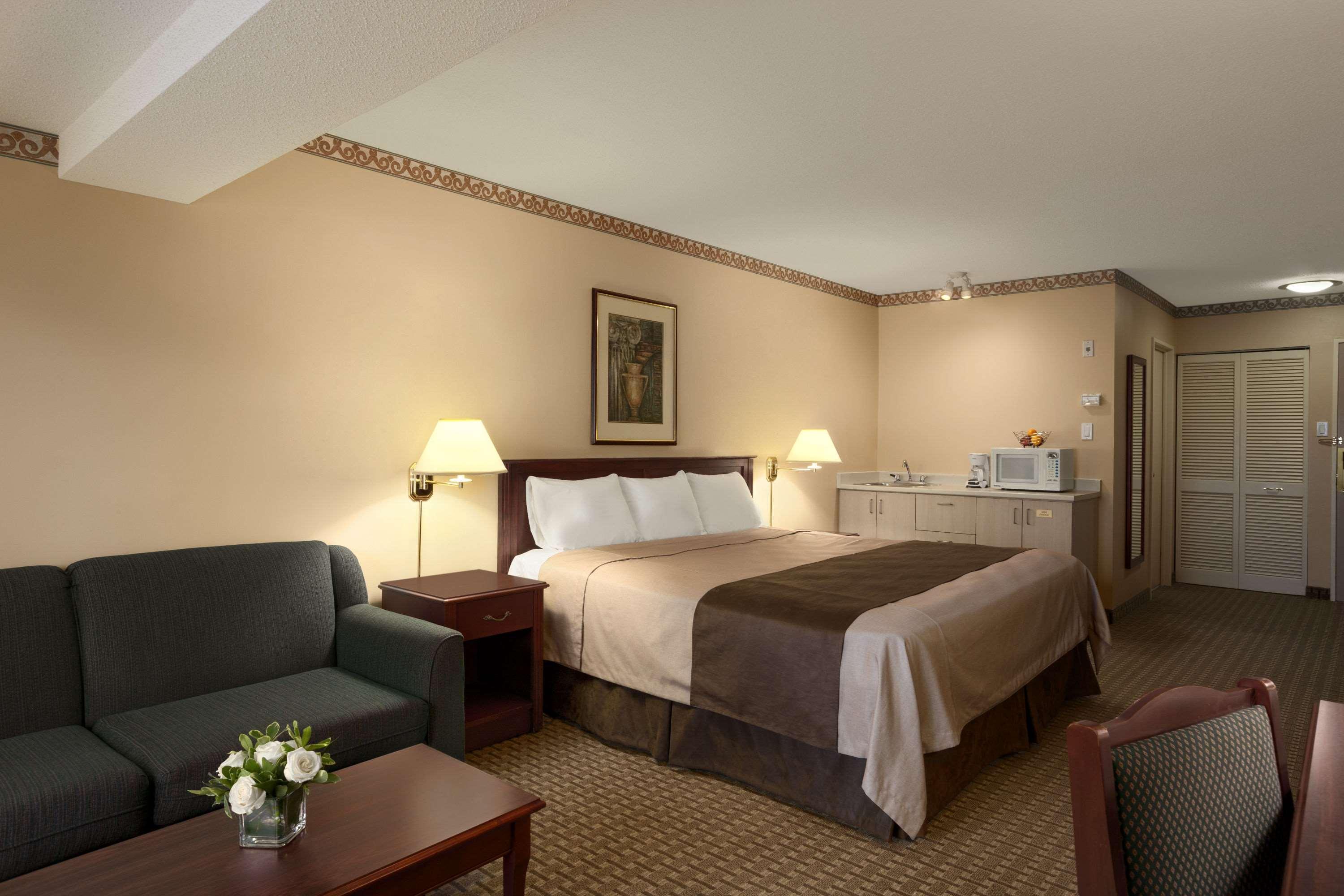 Travelodge By Wyndham Ottawa West Eksteriør billede
