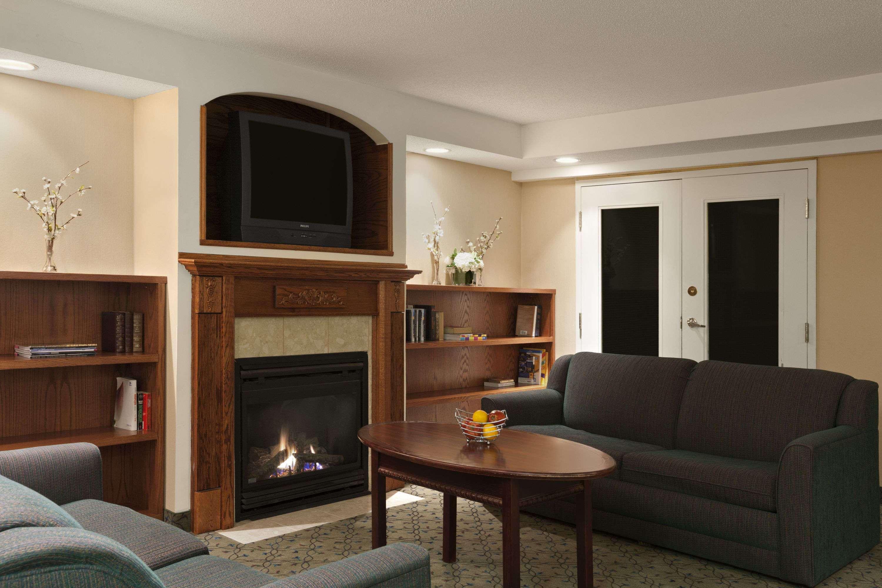 Travelodge By Wyndham Ottawa West Eksteriør billede