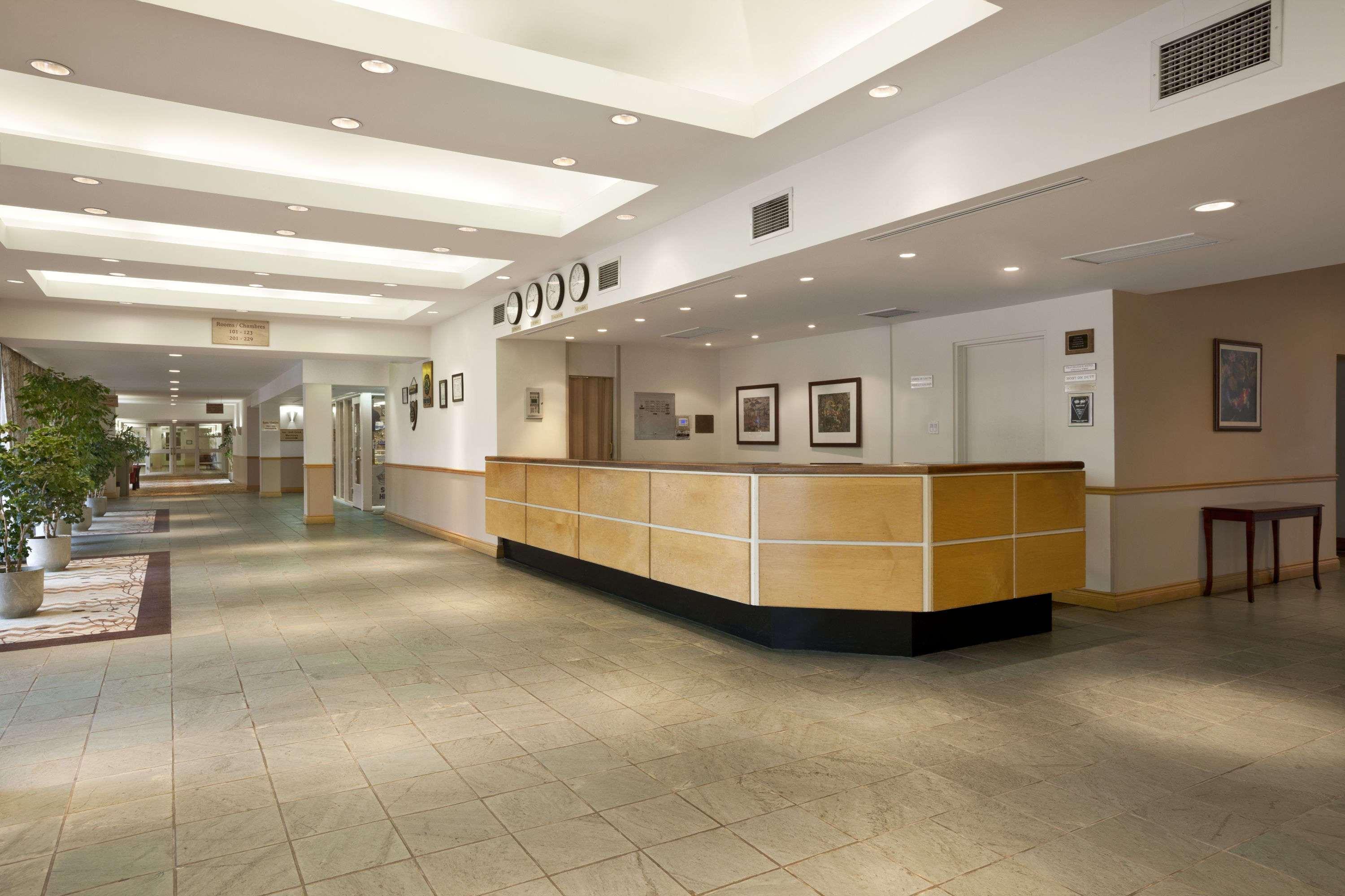 Travelodge By Wyndham Ottawa West Eksteriør billede