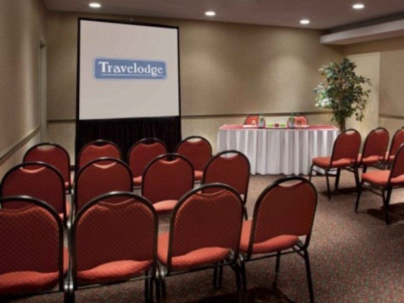 Travelodge By Wyndham Ottawa West Eksteriør billede