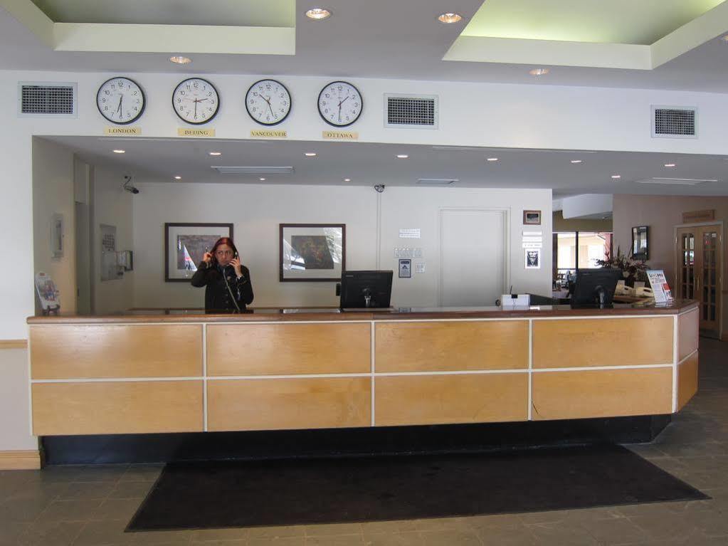 Travelodge By Wyndham Ottawa West Eksteriør billede