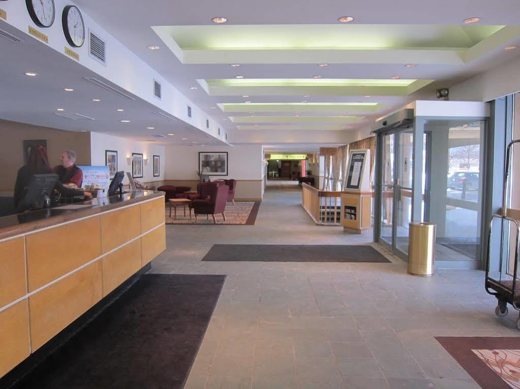 Travelodge By Wyndham Ottawa West Eksteriør billede